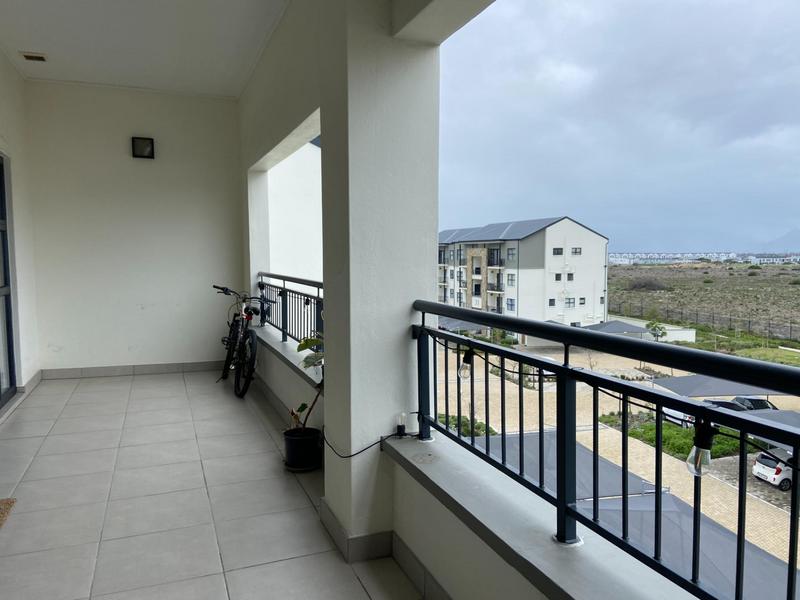 2 Bedroom Property for Sale in Sandown Western Cape